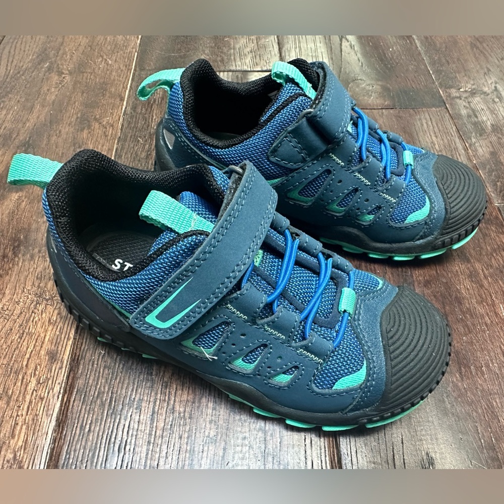 Start Rite Navy and Aqua Kids Sneakers